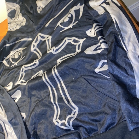 Graphic hoodie - Picture 3 of 5